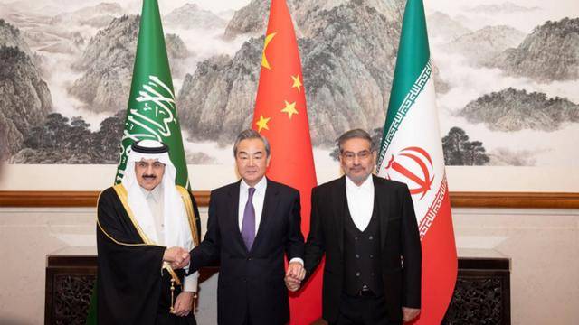 价值3600亿人民币，沙特下定决心与中国联手，动摇美国霸权根基