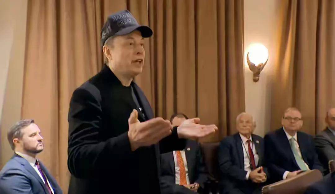 特朗普气得发抖，五角大楼抓内鬼，对华计划泄密？局势彻底失控